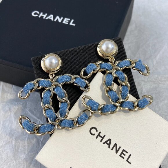 Authentic Chanel Blue Denim Interwoven CC Statement Earrings - Picture 1 of 5